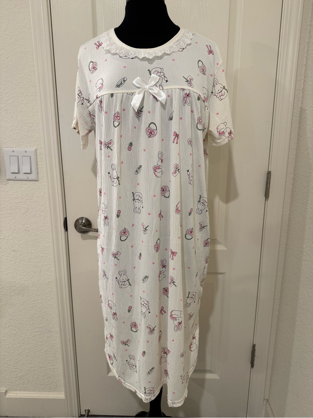 Bunny-Print Short-Sleeve Nightgown with Lace Trim